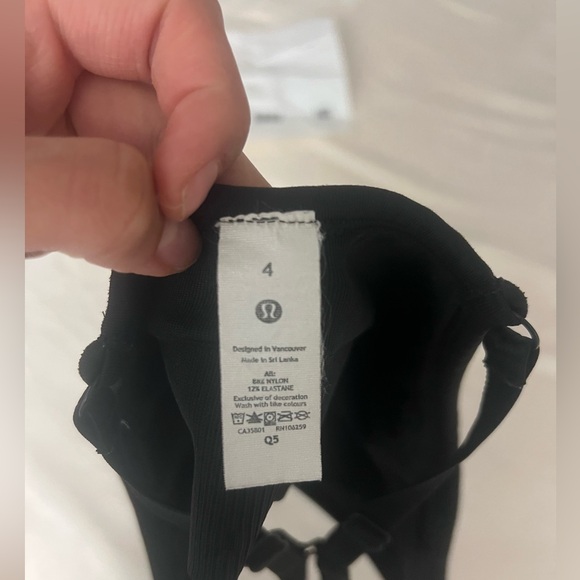 Lululemon Ebb to Street Bra C/D Cup - Picture 7 of 8
